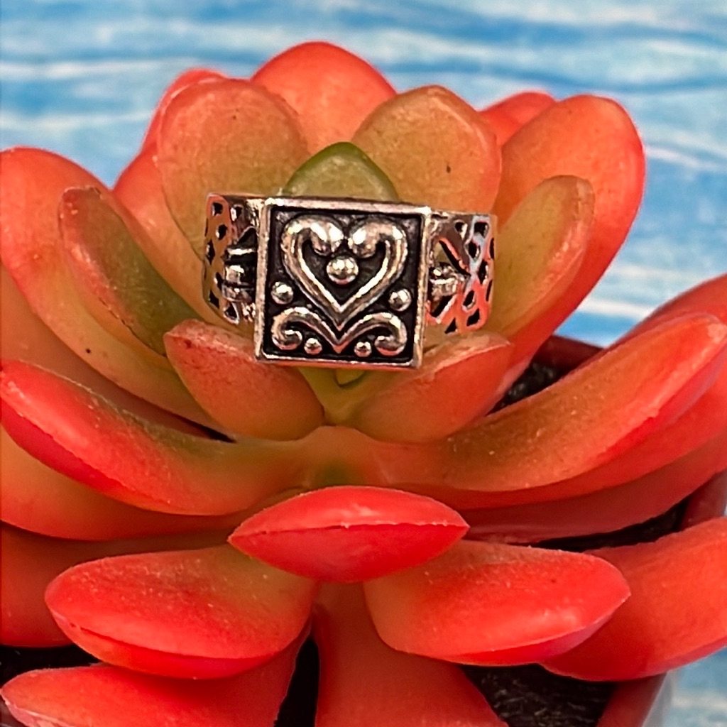 Poison Ring